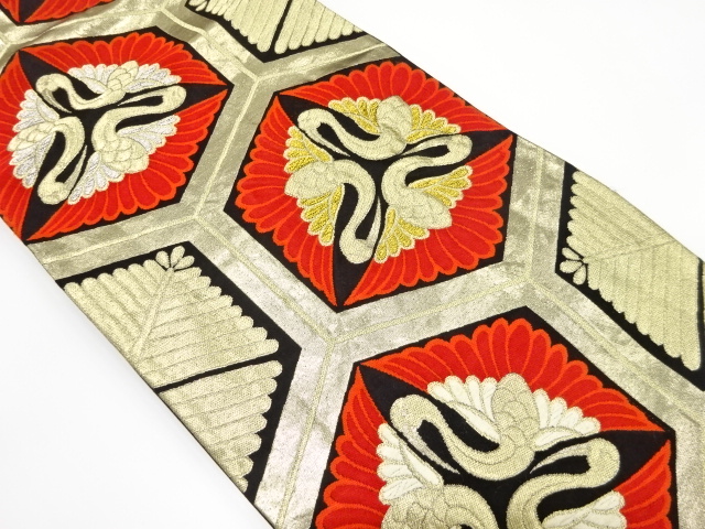 アンティーク　亀甲に向かい鶴模様織り出し袋帯（着用可）